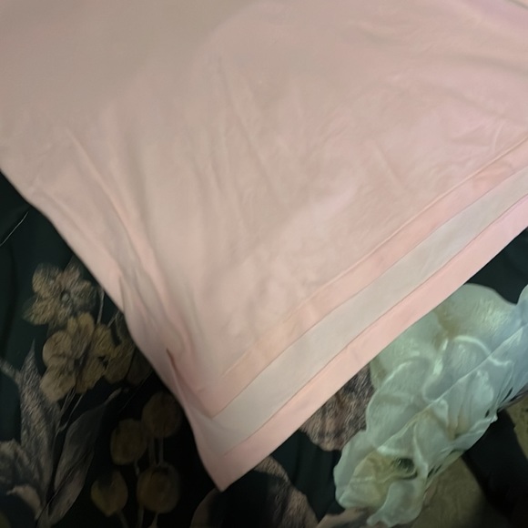 Pink Ralph Lauren polo style shirt - Picture 3 of 4